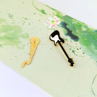 Rock Guitar Microphone Metal Brooch