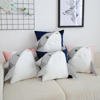 Oreiller requin tridimensionnel avec poche zippée