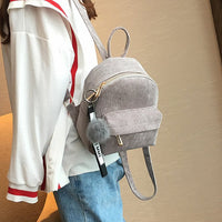 Mini sac à dos boule de poils