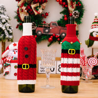 Cubierta de botella de vino de punto con decoración navideña