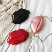 Lips Chain Shoulder Bag