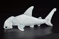 Jolie poupée de requin marteau