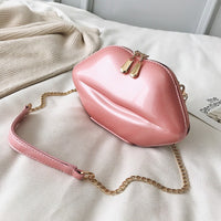 Lips Chain Shoulder Bag