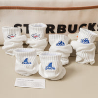 Chaussettes de sport absorbant la sueur en pur coton brodé noir et blanc avec requin