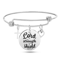 Pulsera con dije de brazalete cruzado con escritura bíblica