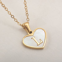 26 Letter Heart-shaped Necklace White Shell Love Clavicle Chain Fashion Personalized Necklace For Women Jewelry Valentine's Day
