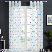 Cortinas bordadas con balón de fútbol para habitación infantil