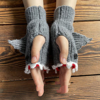 Nouveau Dessin animé gris requin chaud demi doigt gants tricotés