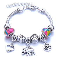 Pulseras con dijes de cuentas grandes