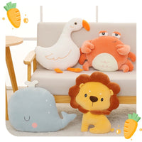 Almohada animal linda del cangrejo de la ballena del león de la muñeca de la historieta