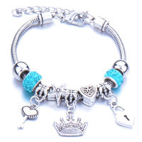 Pulseras con dijes de cuentas grandes
