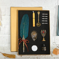 Vintage European Style Feather Pen Set
