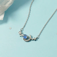 Versión coreana de collar de lujo ligero y diseño pequeño.