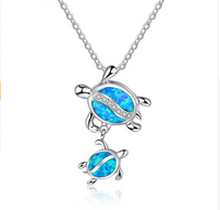 Collar con colgante de tortuga marina de ópalo azul relleno de plata de moda para mujer, regalo de joyería de playa de océano de boda Animal femenino