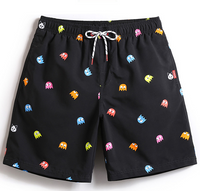 Shorts de baño con fantasmas de videojuegos de dibujos animados (hombres)