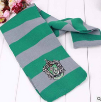 Bufandas con insignia de la universidad de Harry Potter