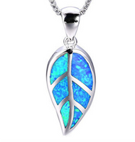 Collar con colgante de tortuga marina de ópalo azul relleno de plata de moda para mujer, regalo de joyería de playa de océano de boda Animal femenino