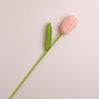 Fleur immortelle de tulipe au crochet à la main