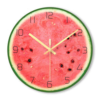Horloge murale à quartz silencieuse aux fruits tranchés