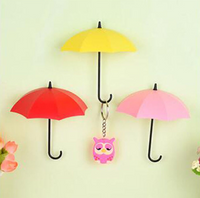 Crochets muraux pour parapluies