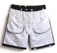 Shorts de baño con fantasmas de videojuegos de dibujos animados (hombres)