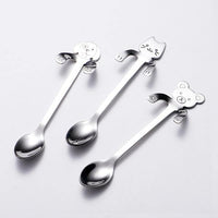 Adorables cucharas de té colgantes creativas