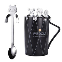 Adorables cucharas de té colgantes creativas