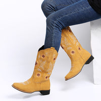 Bottes de cowboy brodées de tournesol