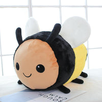Poupées en peluche abeille et coccinelle de dessin animé