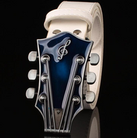 Cinturones con hebilla de guitarra