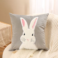 Coussins décoratifs en forme de lapin brodé en peluche