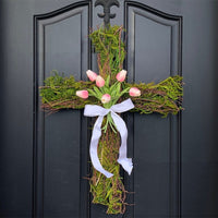 Couronne de croix de porte d'entrée de Pâques, tulipes de printemps