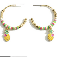 Pendientes de aro con cuentas Heishi con dije tropical