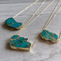 Collier d’or de sédiments marins de jaspe bleu