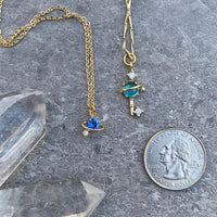 Collares de oro celestial