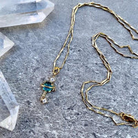 Collares de oro celestial