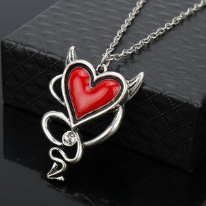 European And American Style Personalized Love Necklace Red Oil Drop Peach Heart Pendant Halloween COS Accessories In Stock Wholesale