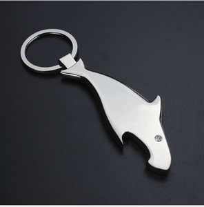 Abrebotellas de tiburón de diamante, llavero personalizado con función de personalización, regalo pequeño, logotipo personalizable para hombre