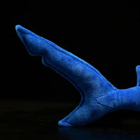 Jolie poupée de requin bleu
