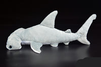 Lindo muñeco de tiburón martillo
