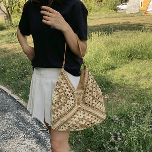 Handmade Straw Woven Hollow Contrast Color Weave Shoulder Bag