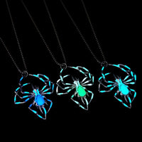 Halloween Creative Stereo Luminous Spider Necklace Jewerly Glowing Night Fluorescence Antique Vintage Glow In The Dark For Men Women Gift Party Halloween Day Club
