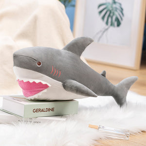 Simulación de juguetes de peluche con cojín de muñeca de gran tiburón blanco