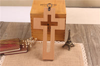 Ornements de croix d'église en bois
