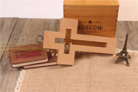 Adornos de cruz de iglesia de madera
