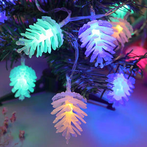 Cadena de luces LED de cono de pino transparente