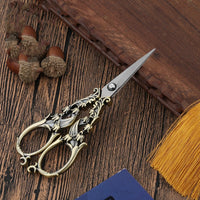 Classical Stainless Steel Bell Flower Scissors
