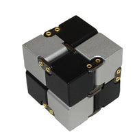Metal Infinity Cubes