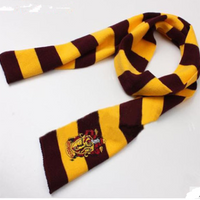 Bufandas con insignia de la universidad de Harry Potter