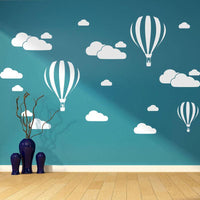 Stickers muraux montgolfières et nuages
